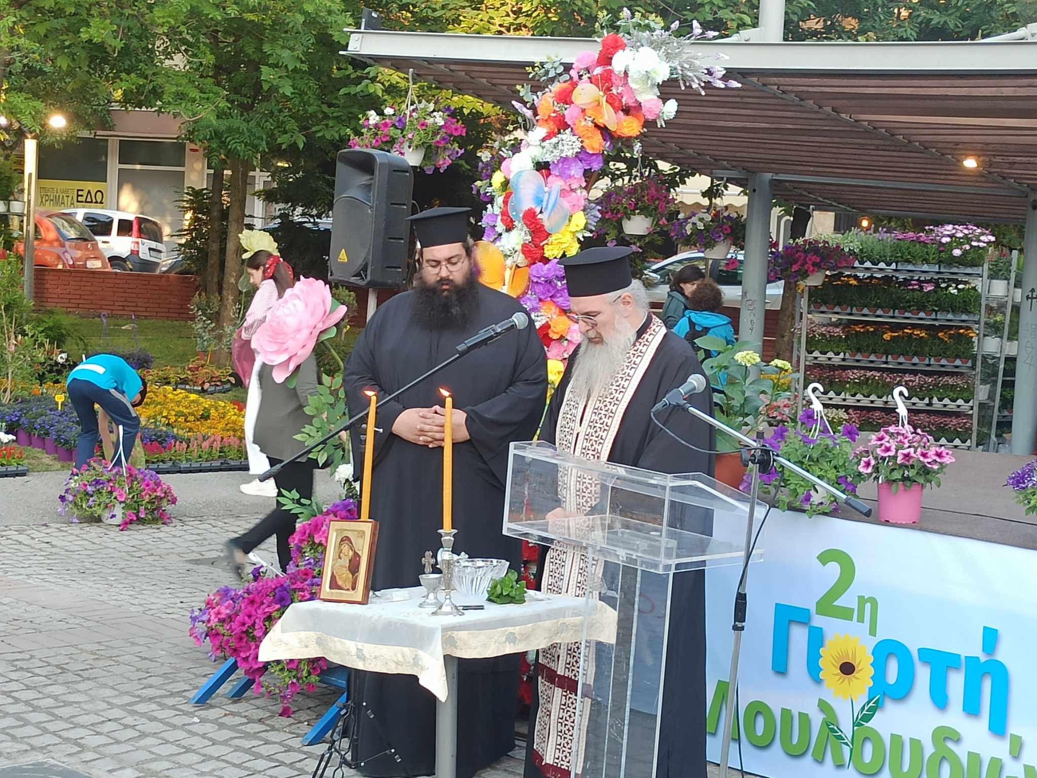 02-hmQxq.jpg