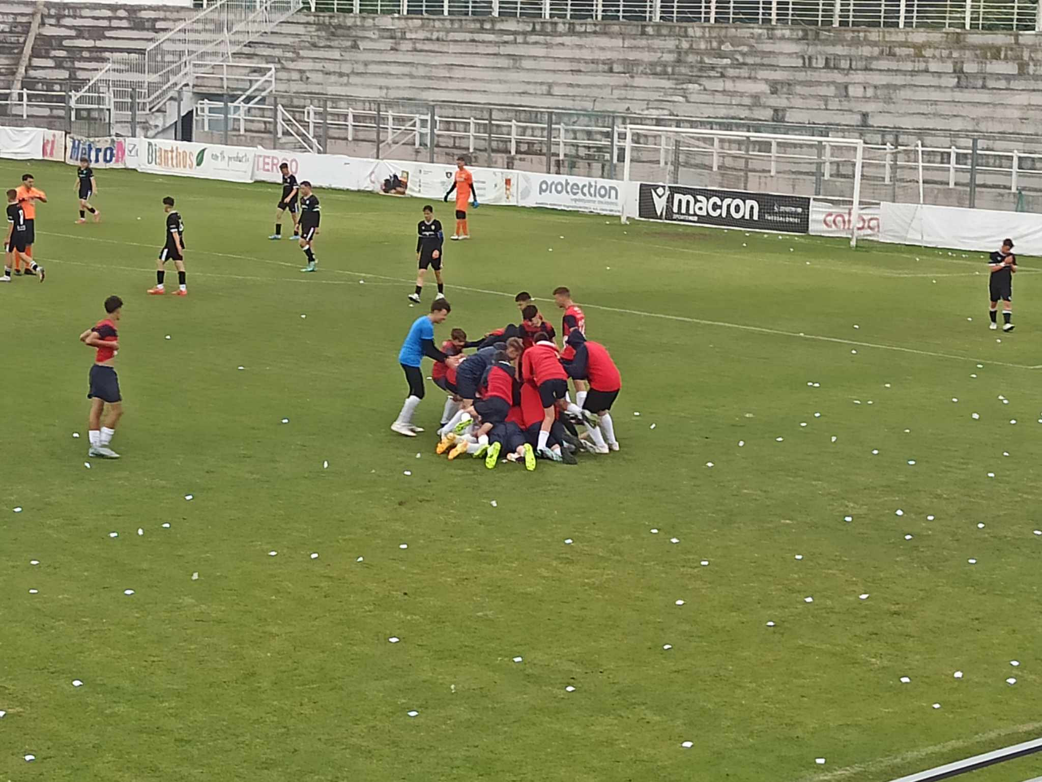 0-1.jpg