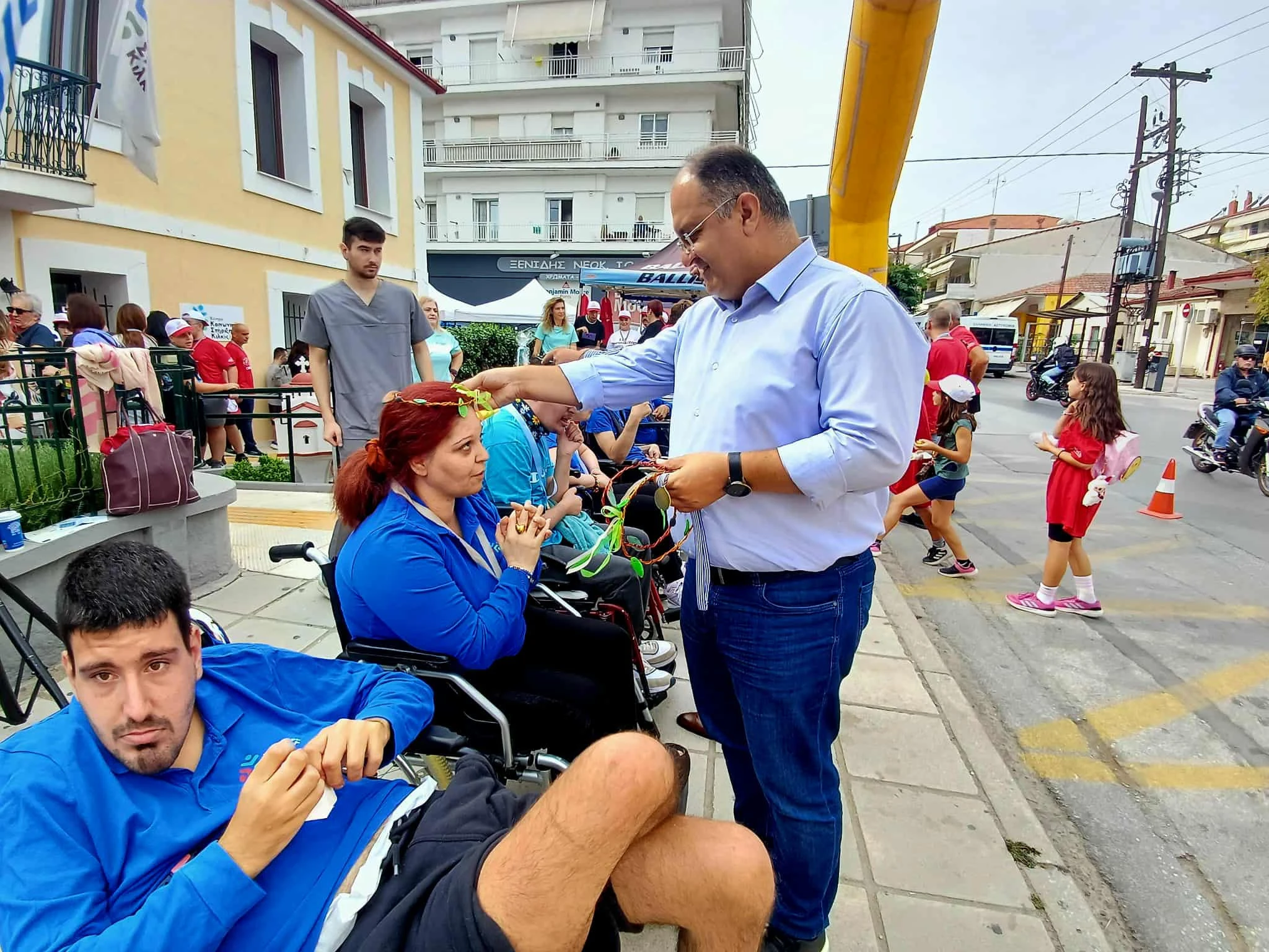 10s-peripatos-ygias-kai-allhleggyhs-2.jpg