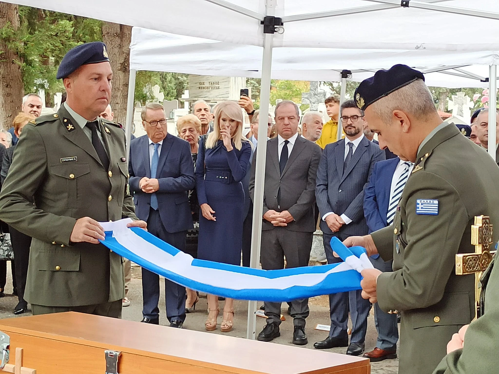 14-UnvS6.jpg