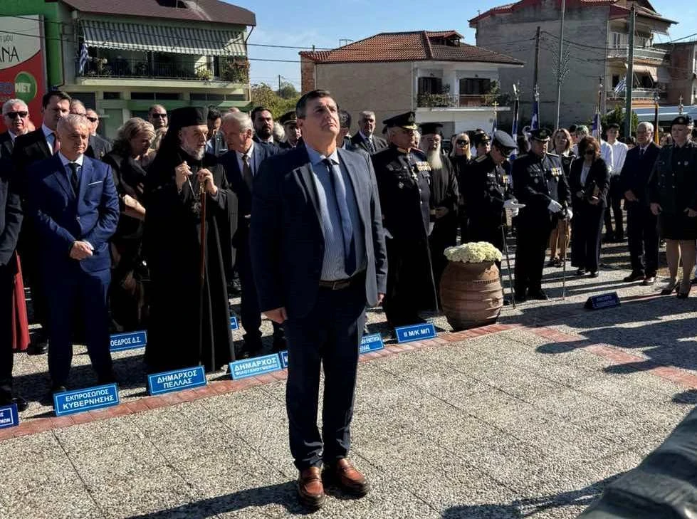 img-b6fb21c28050502bb31f1138da07fd20-v.jpg