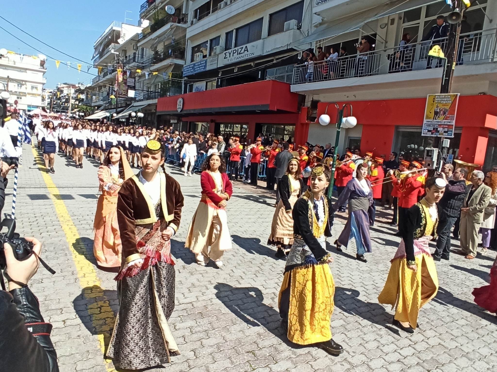 4o-ghimnasio-1.jpg