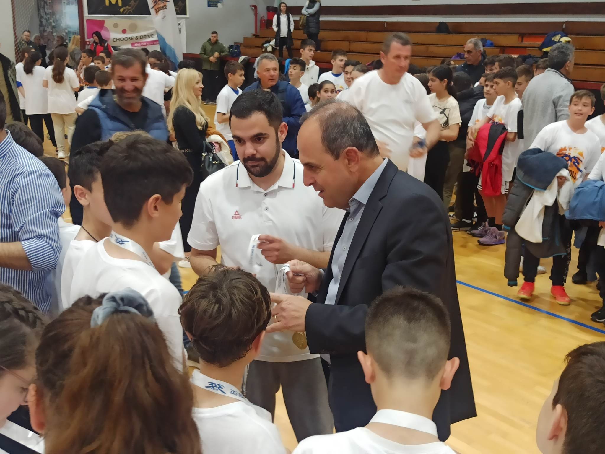 8-5NjV0.jpg