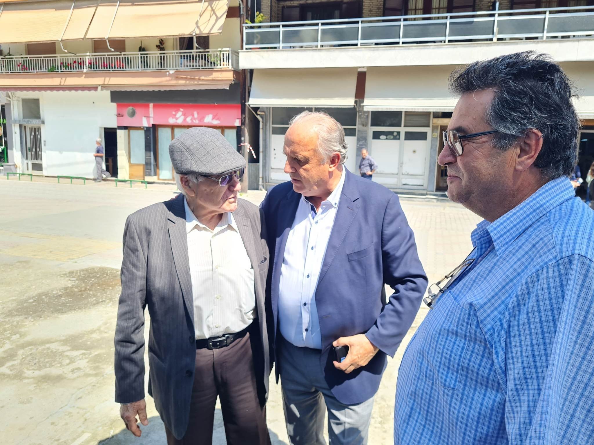 ghiannoy.jpg