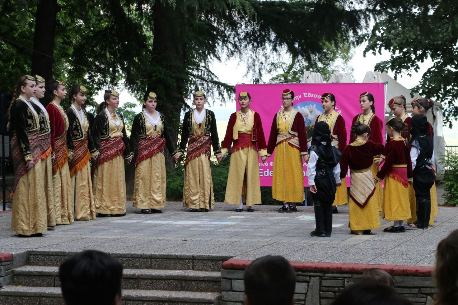 2o-padiko-antamoma-anthoekthesi-edessas-5.jpg