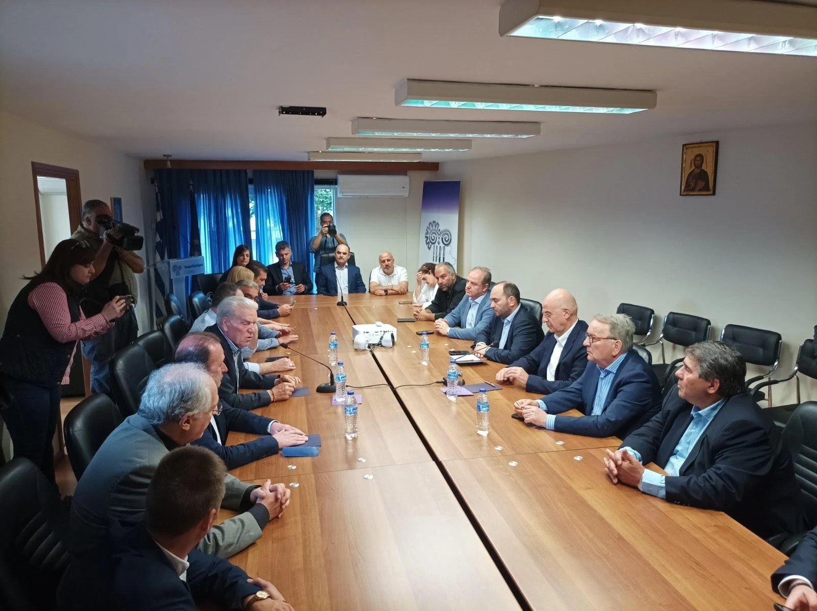 foto-karasmanhs-episkepsh-ypurgu-ethnikhs-amynas-n-dendia-3.jpg