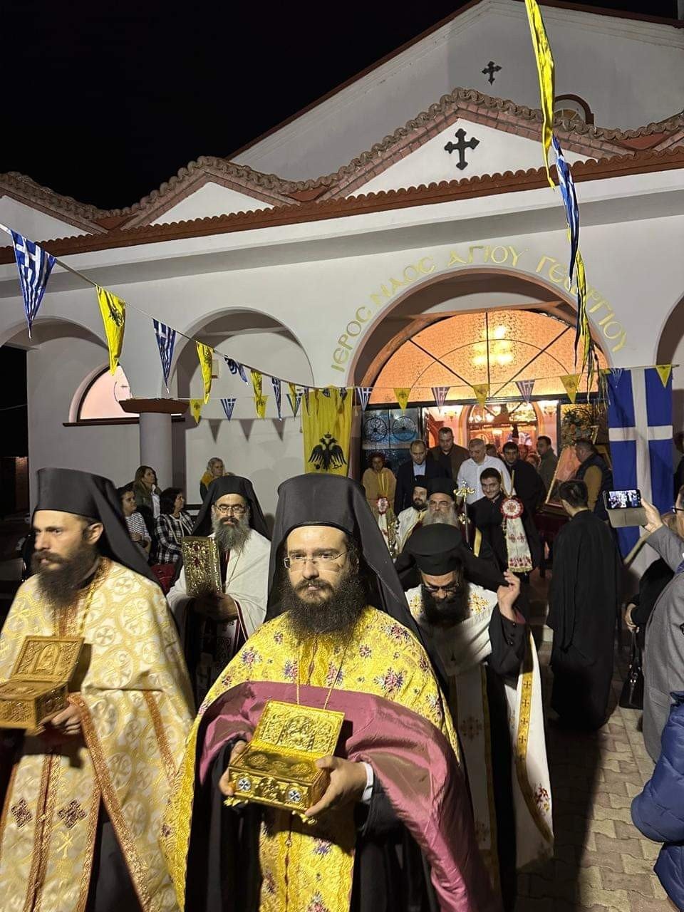 Εξαπλάτανος: Πανηγυρικός Εσπερινός και Λιτανεία