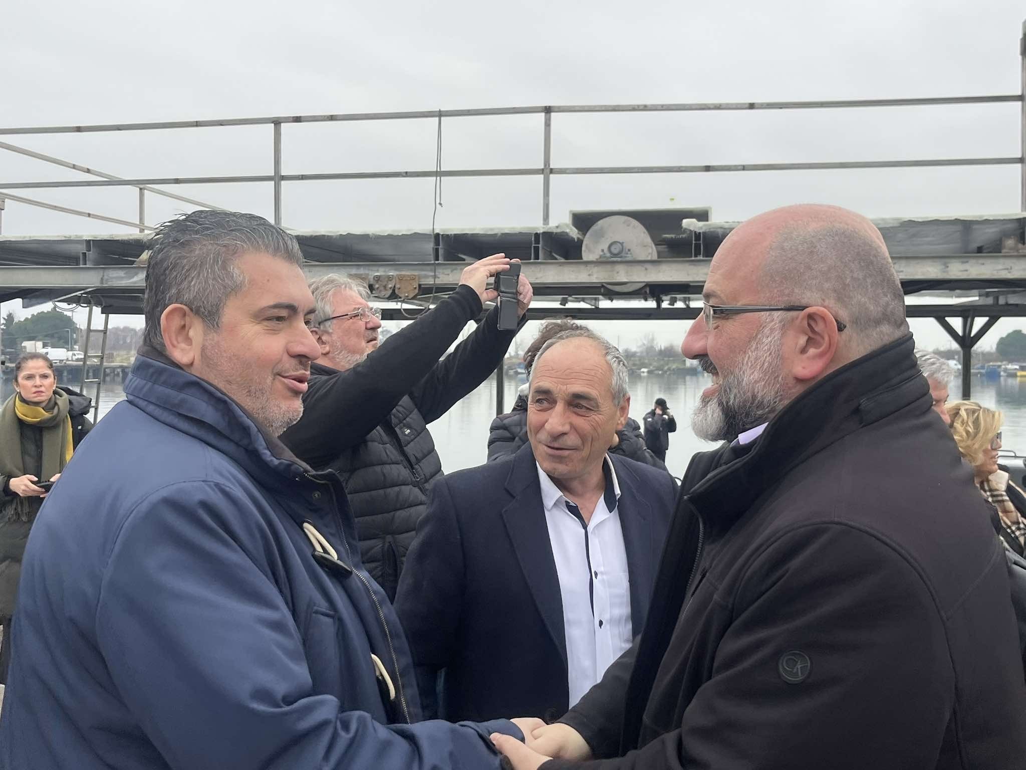 Τα προβλήματα των μυδοκαλλιεργητών της Πιερίας στο επίκεντρο επίσκεψης Ευρωβουλευτών στο λιμάνι Κίτρους
