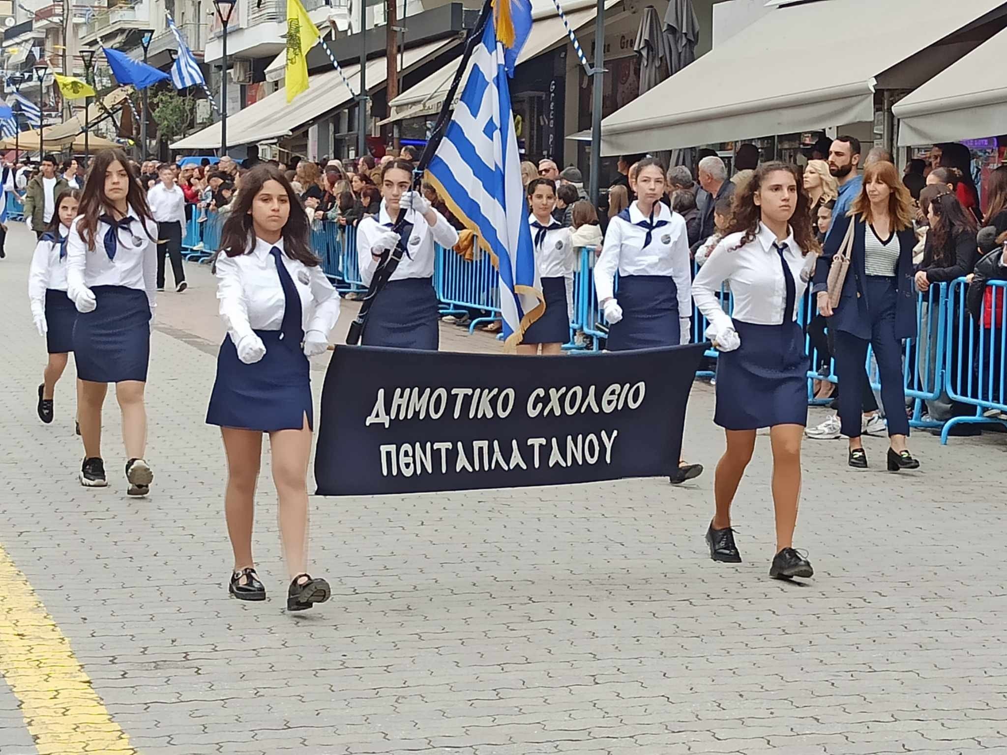 Πλούσιο Φωτορεπορτάζ από την παρέλαση στα Γιαννιτσά