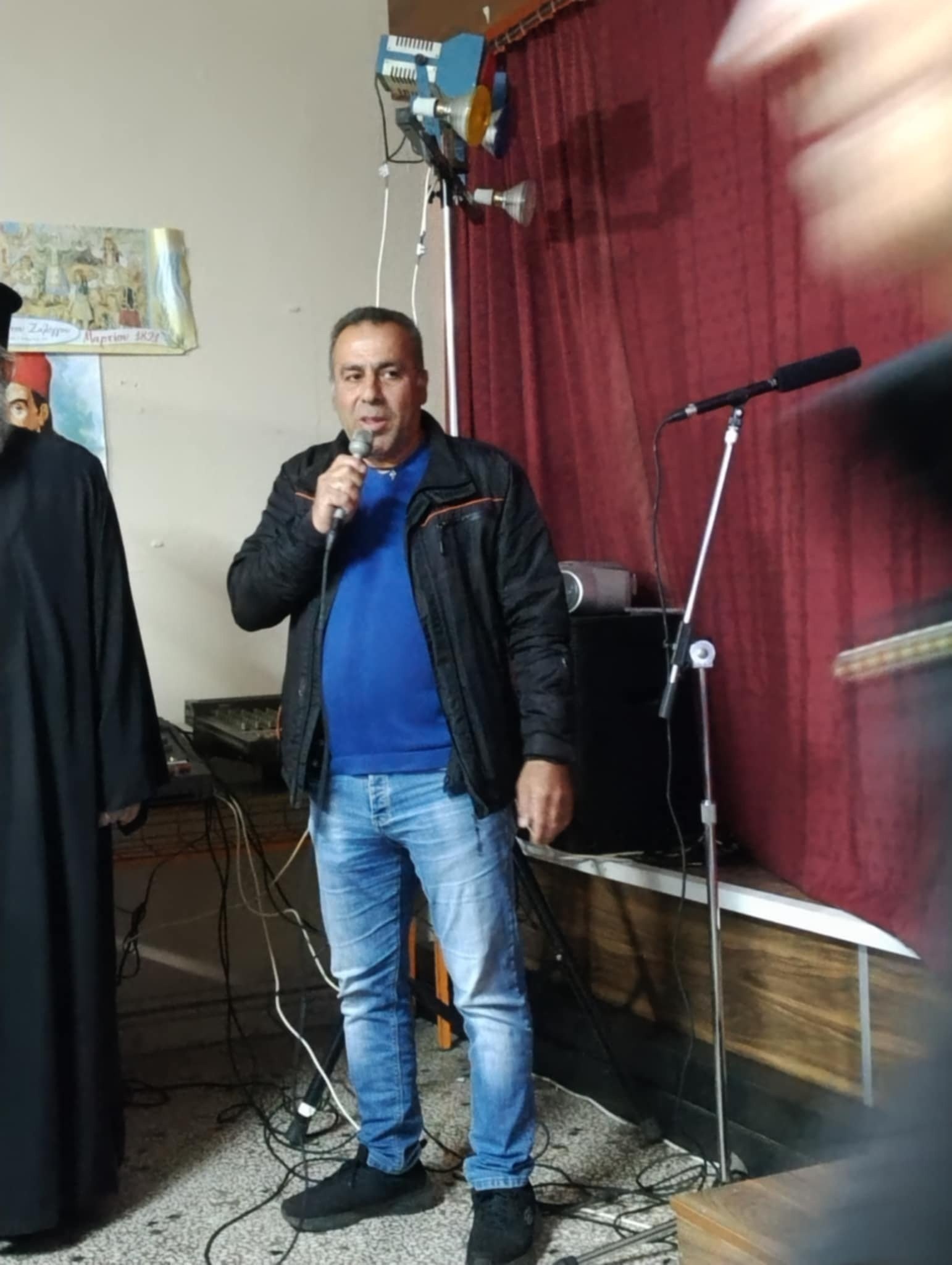 Μεγάλη επιτυχία για τη θεατρική παράσταση «Ο Αλέξανδρος Υψηλάντης και ο Ιερός Λόχος» στο Νεοχώρι