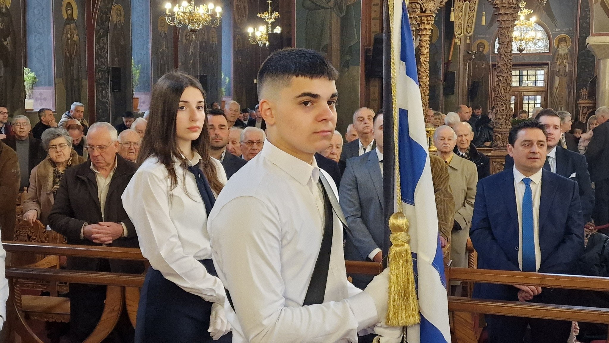 Με λαμπρότητα η Αρχιερατική Θεία Λειτουργία για την 25η Μαρτίου στην Αγία Σκέπη Έδεσσας