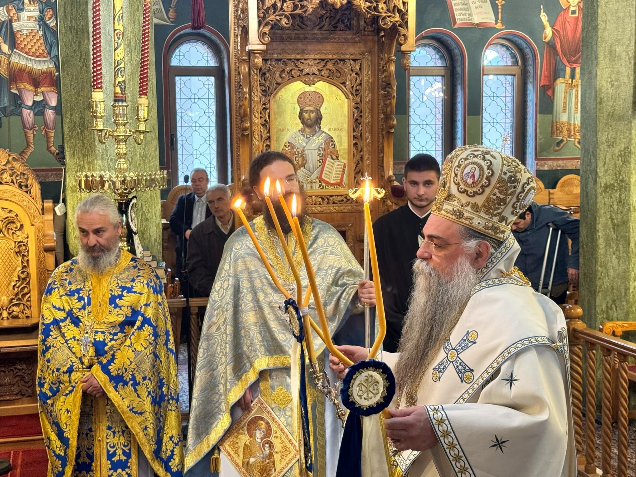 Αρχιερατική Θεία Λειτουργία στην Αριδαία με τον Επίσκοπο Αλμωπίας Στέφανο