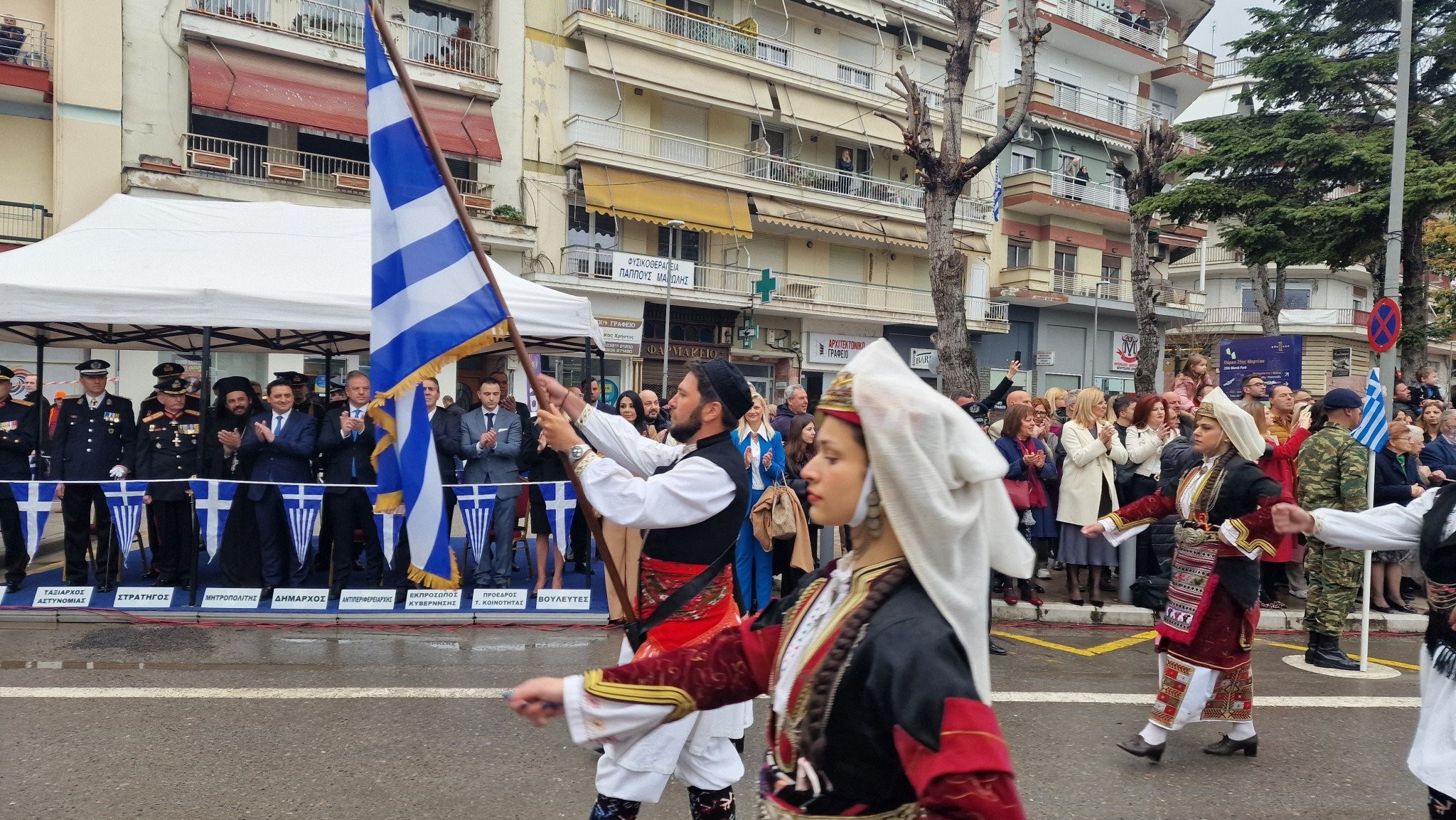 Μεγαλοπρεπής η παρέλαση της 25ης Μαρτίου στην Έδεσσα