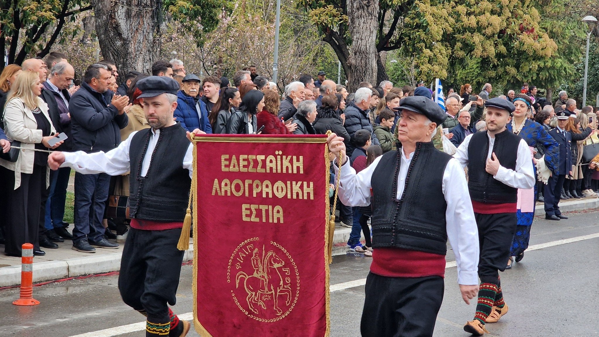 Μεγαλοπρεπής η παρέλαση της 25ης Μαρτίου στην Έδεσσα