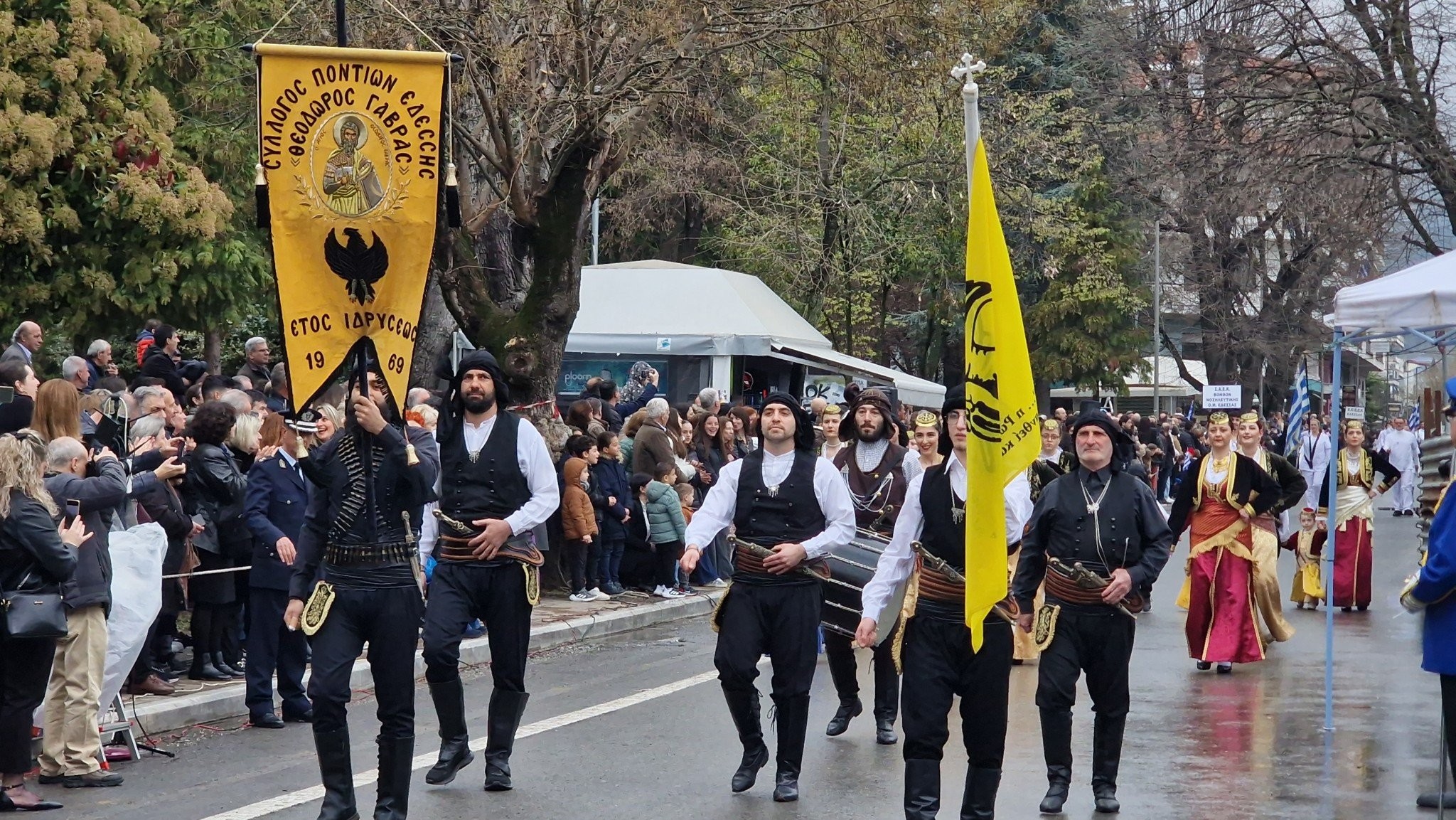 Μεγαλοπρεπής η παρέλαση της 25ης Μαρτίου στην Έδεσσα
