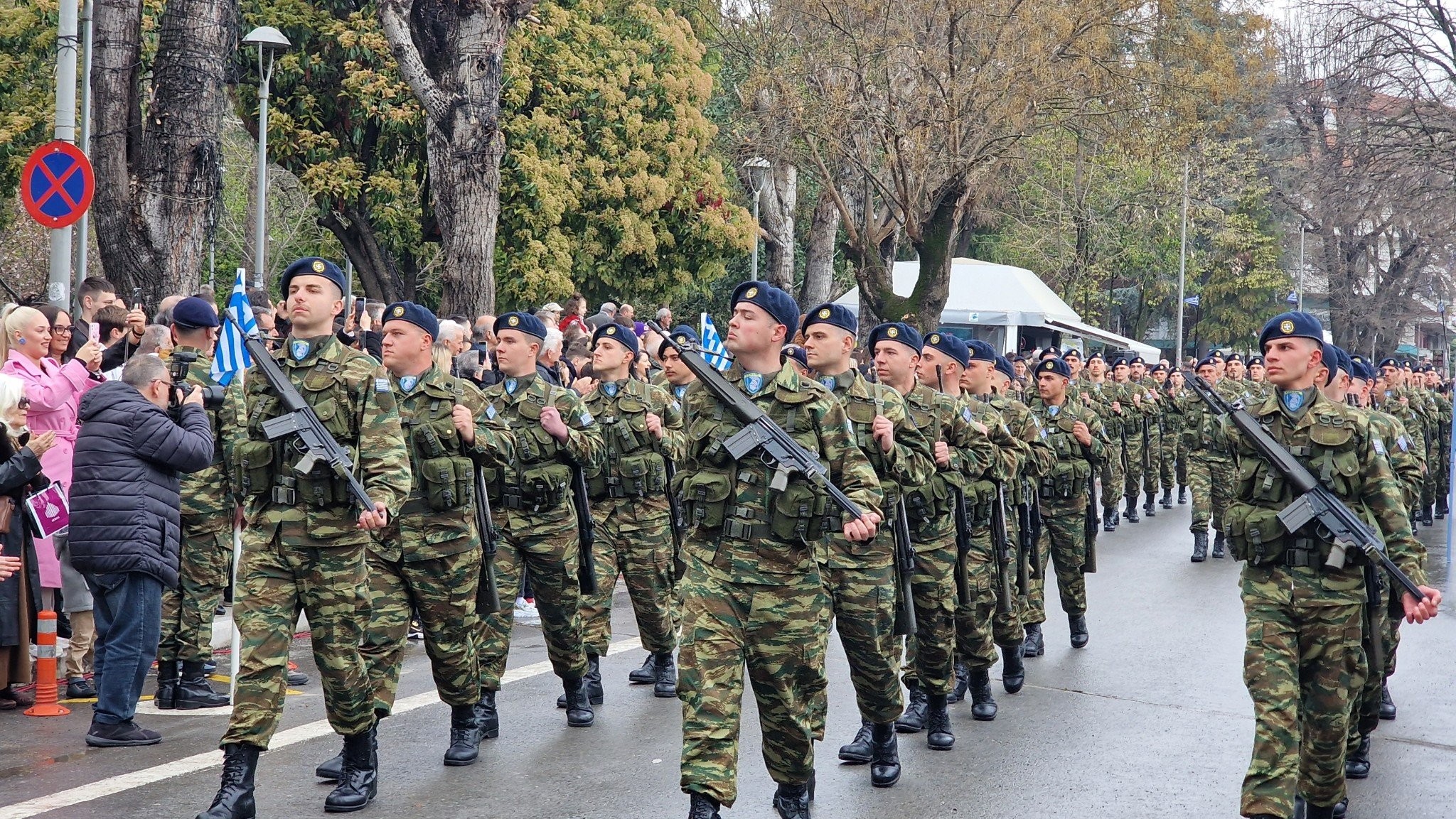 Μεγαλοπρεπής η παρέλαση της 25ης Μαρτίου στην Έδεσσα