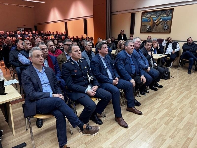 ΥφΑΑΤ, Διονύσης Σταμενίτης: «Ενισχύσουμε τις επενδύσεις στα θερμοκήπια, δίνουμε νέες προοπτικές στους παραγωγούς μας»