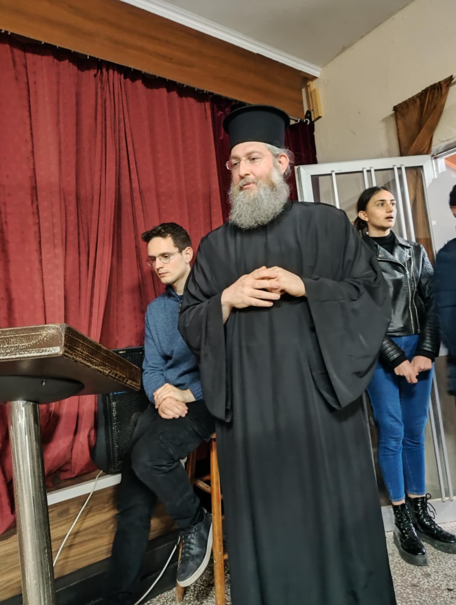 Μεγάλη επιτυχία για τη θεατρική παράσταση «Ο Αλέξανδρος Υψηλάντης και ο Ιερός Λόχος» στο Νεοχώρι