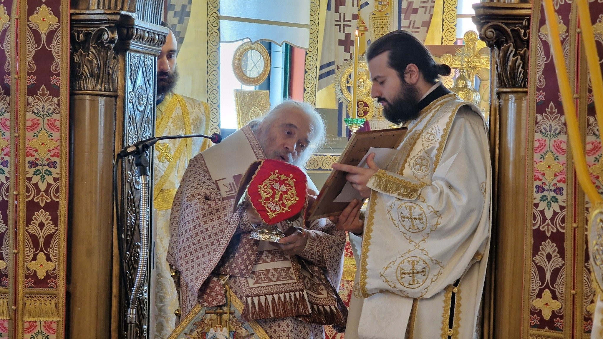 Σε κλίμα συγκίνησης η εις διάκονον χειροτονία του π. Ιωσήφ Παλάνη στο Άσπρο Σκύδρας