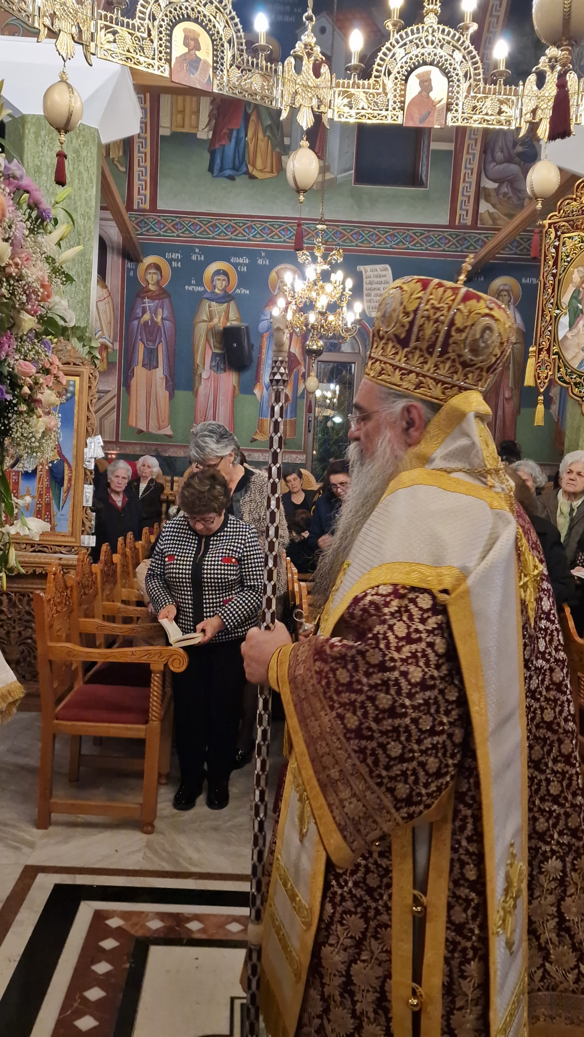 Ο Θεοφιλέστατος Επίσκοπος Αλμωπίας Στέφανος έψαλε τα Εγκώμια του Επιταφίου στον Ιερό Ναό Αγίων Νικάνδρου και Ιωαννικίου Αριδαίας