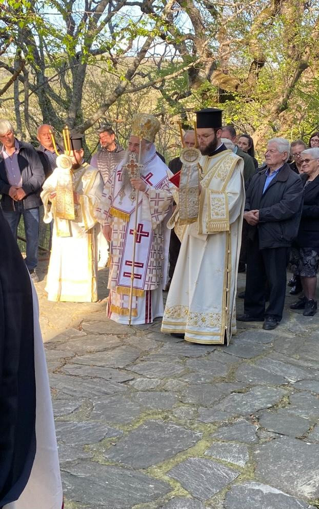 Εσπερινός της Αγάπης στην Ιερά Μονή Αρχαγγέλου Μιχαήλ Αλμωπίας με τον Επίσκοπο Αλμωπίας Στέφανο