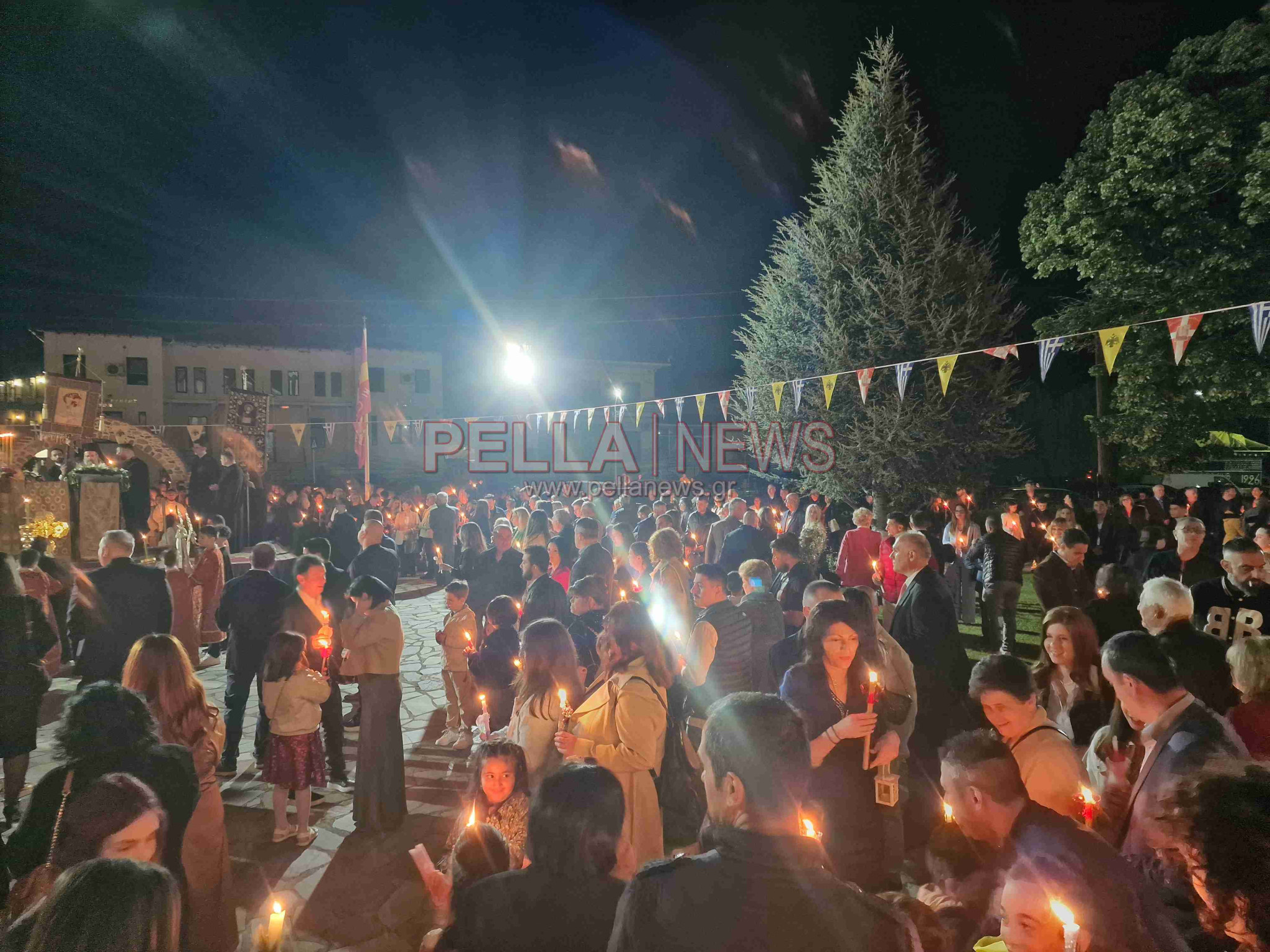 Χριστός Ανέστη: Χαρμόσυνες εικόνες από τον Ιερό Ναό Αγίου Στεφάνου Σκύδρας