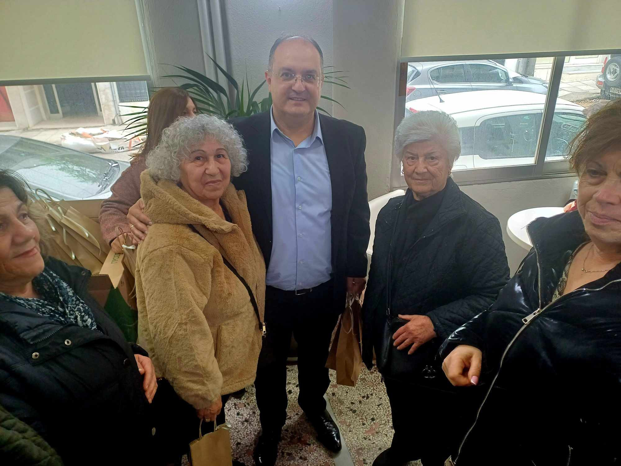 Ευχές και πασχαλινά δώρα στον ανακαινισμένο χώρο του ΚΑΠΗ Δήμου Κιλκίς