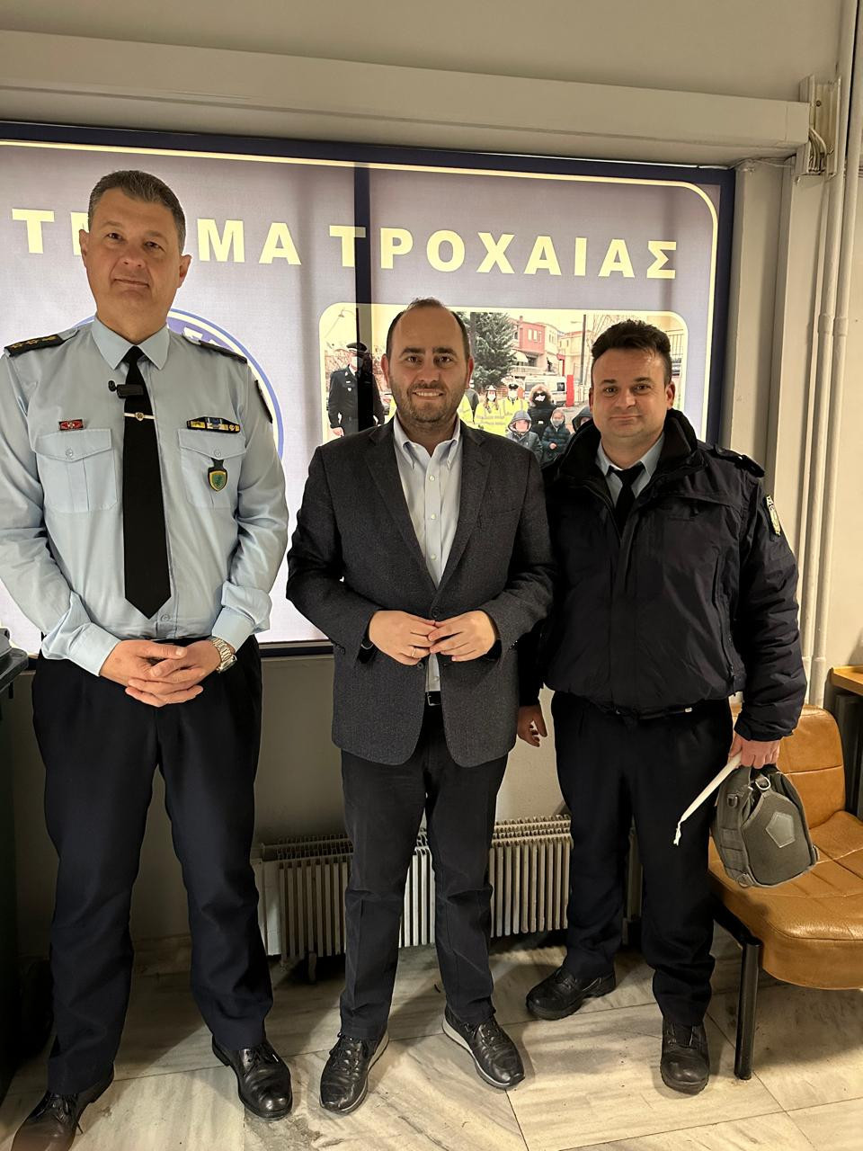 Επίσκεψη Λάκη Βασιλειάδη στο Αστυνομικό Τμήμα Πέλλας (Γιαννιτσών), στο ΕΚΑΒ και την  Πυροσβεστική Υπηρεσία Γιαννιτσών