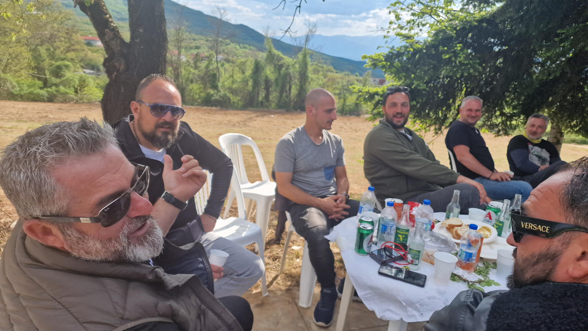 Πρωτομαγιά στον Αρχάγγελο Αλμωπίας: Μια γιορτή παράδοσης και κεφιού