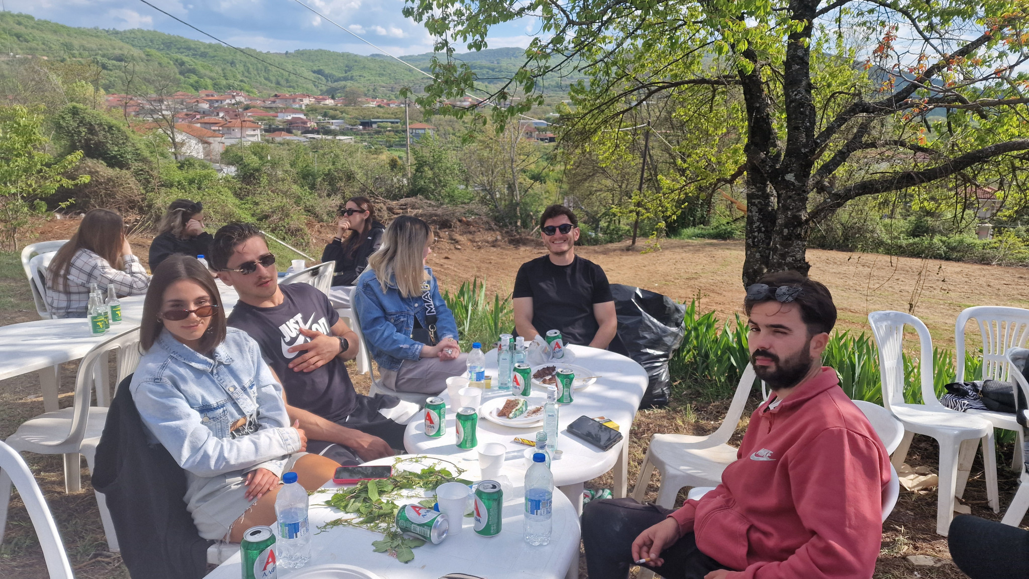 Πρωτομαγιά στον Αρχάγγελο Αλμωπίας: Μια γιορτή παράδοσης και κεφιού