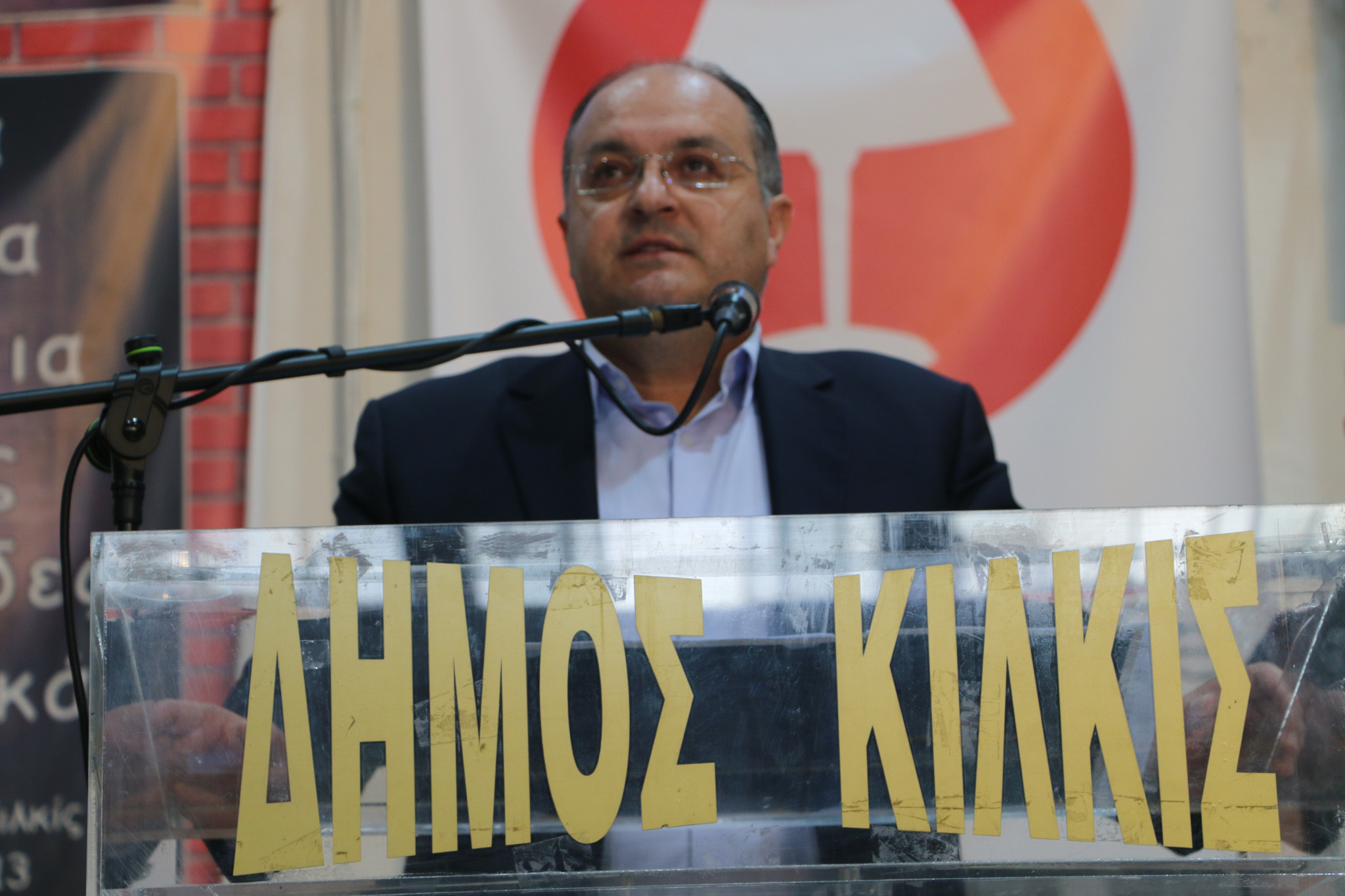 Άξια πρέσβειρα των παραδόσεων του Πόντου η νέα γενιά – Αποθεώθηκε  στο 14ο Παιδικό – Εφηβικό Φεστιβάλ Ποντιακών Χορών