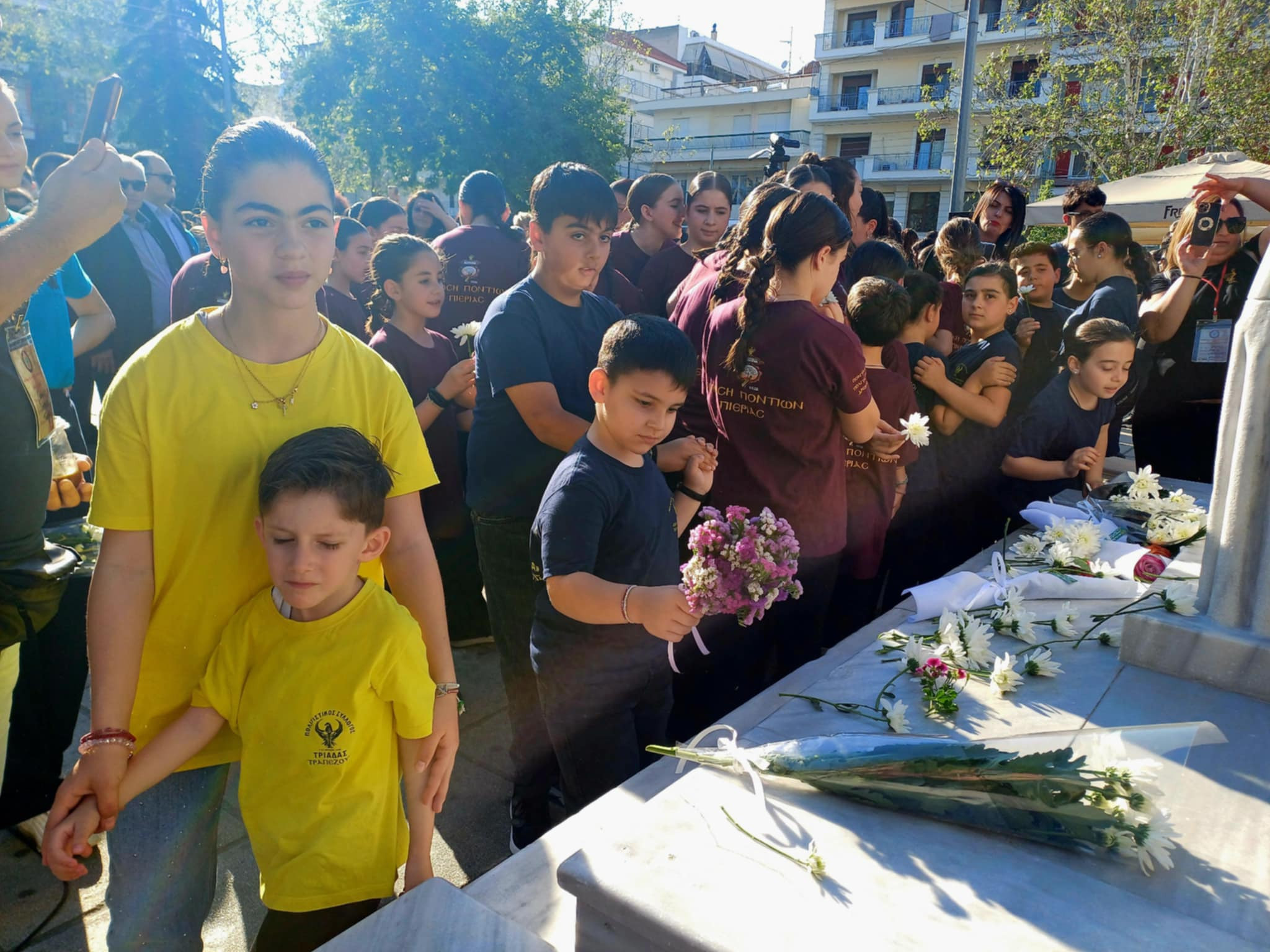 Άξια πρέσβειρα των παραδόσεων του Πόντου η νέα γενιά – Αποθεώθηκε  στο 14ο Παιδικό – Εφηβικό Φεστιβάλ Ποντιακών Χορών