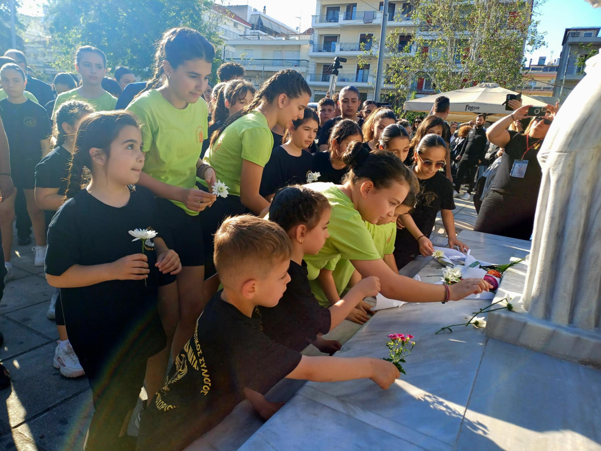 Άξια πρέσβειρα των παραδόσεων του Πόντου η νέα γενιά – Αποθεώθηκε  στο 14ο Παιδικό – Εφηβικό Φεστιβάλ Ποντιακών Χορών