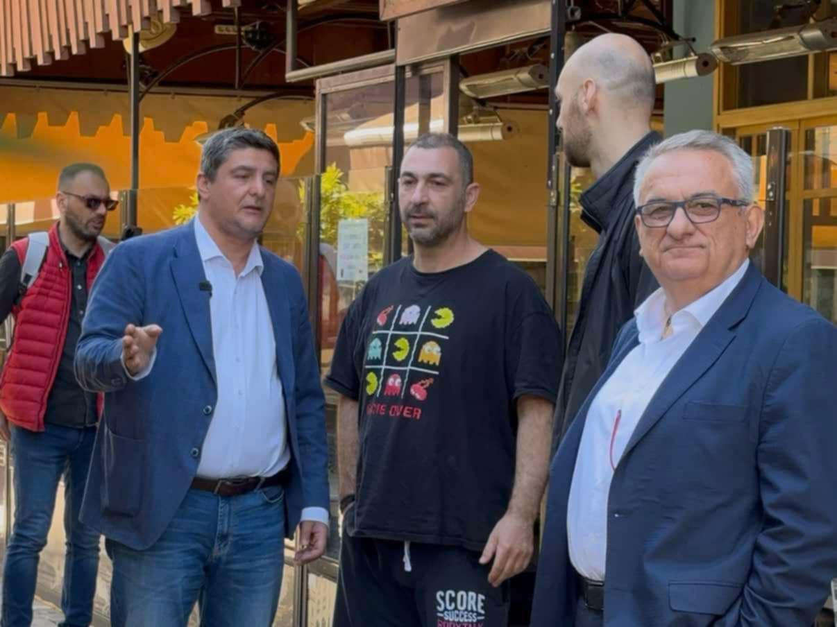 Δήμος Πέλλας- Συνεργασία για τα τραπεζοκαθίσματα στους κεντρικούς δρόμους
