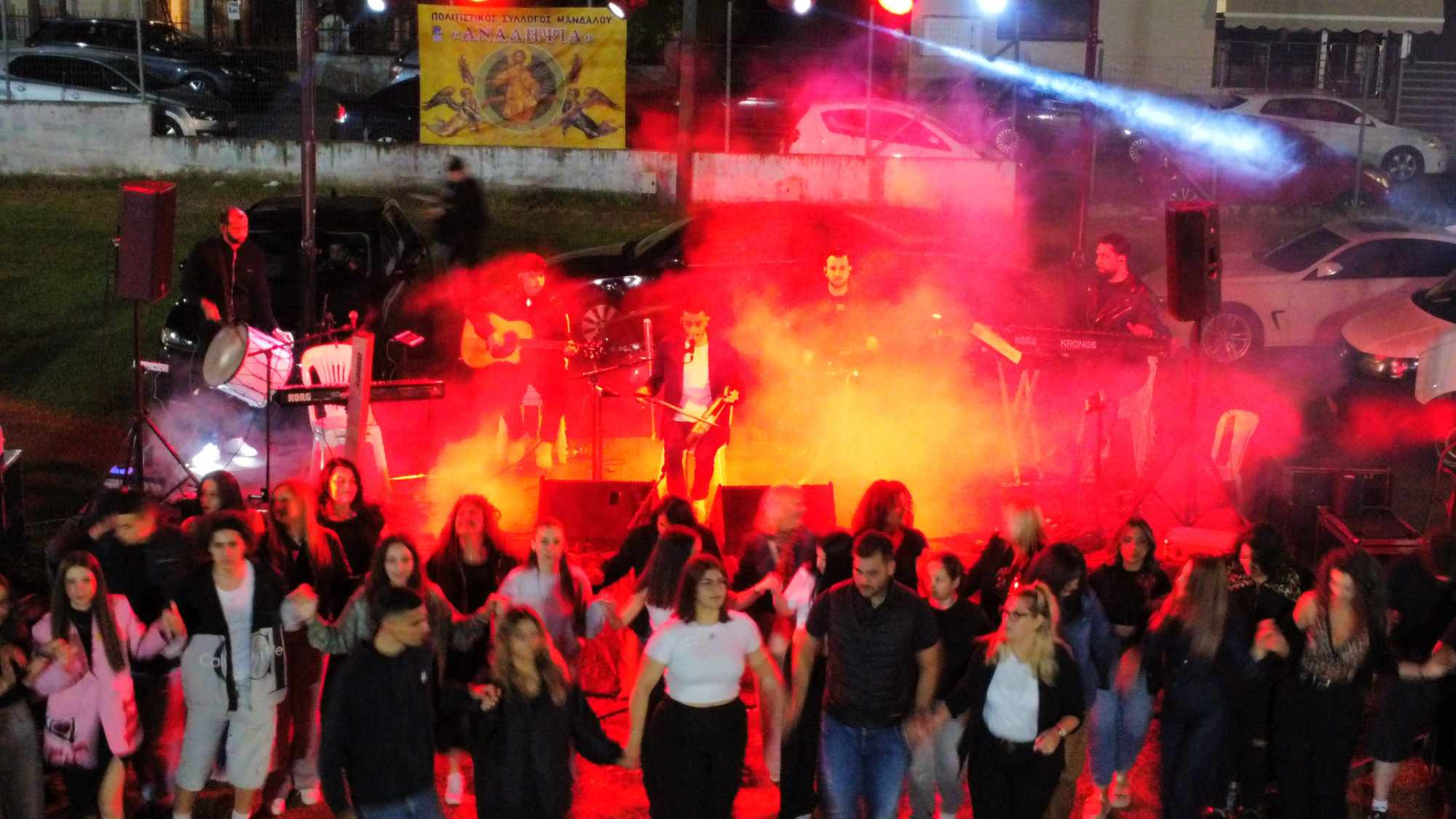 Χορός, παράδοση και διασκέδαση στο επίκεντρο του Μανδαλίου (φωτογραφίες/βιντεο)