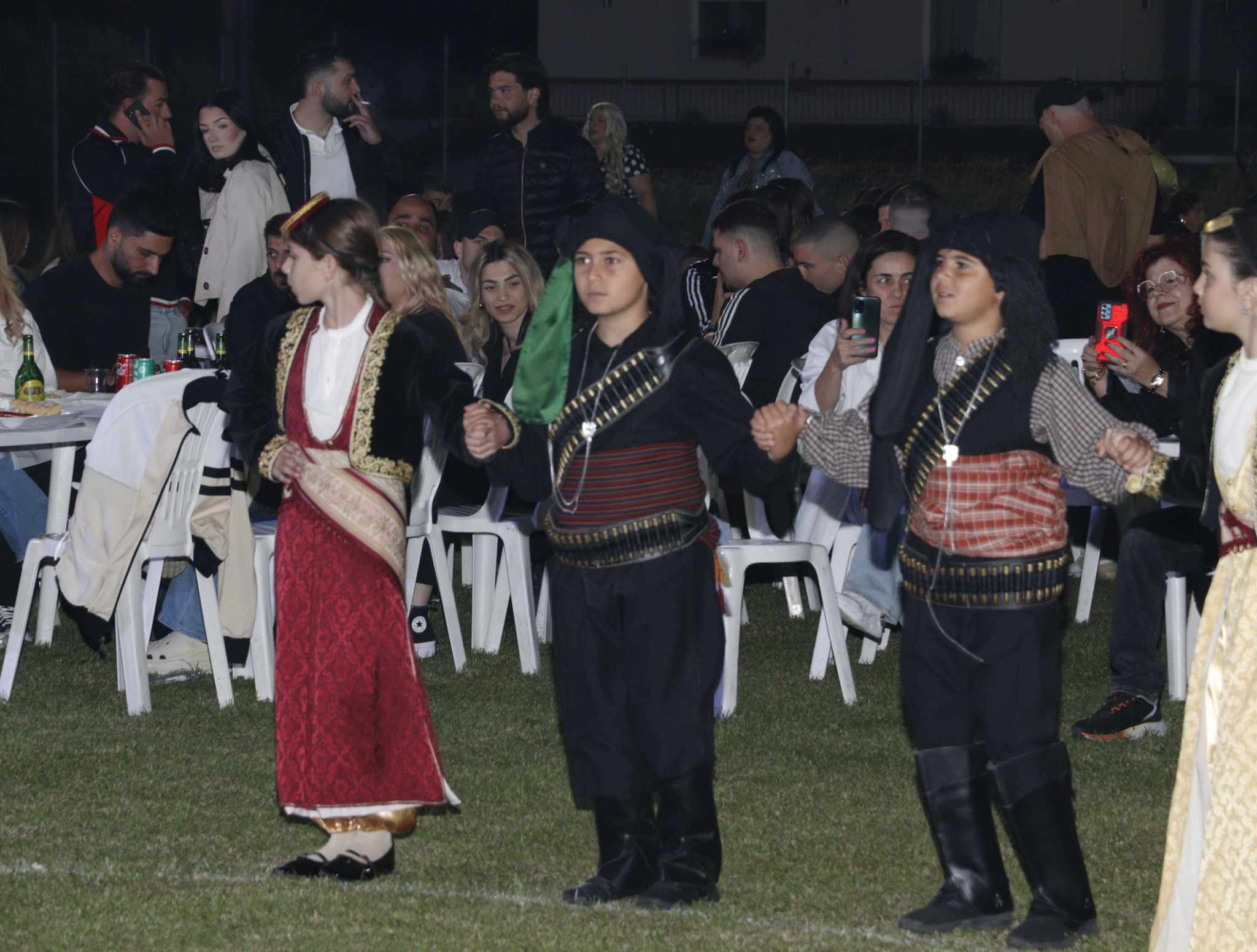 Χορός, παράδοση και διασκέδαση στο επίκεντρο του Μανδαλίου (φωτογραφίες/βιντεο)