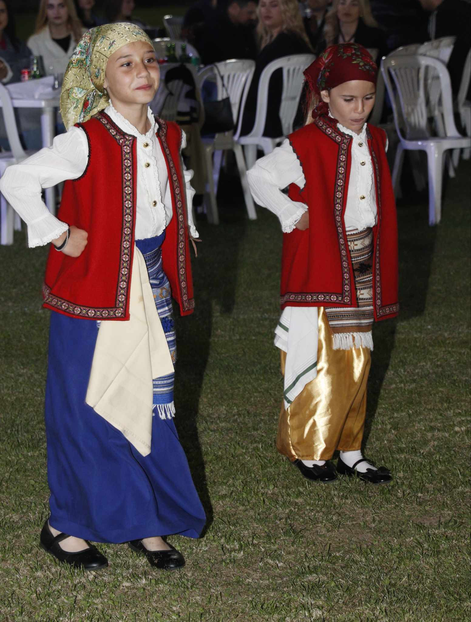 Χορός, παράδοση και διασκέδαση στο επίκεντρο του Μανδαλίου (φωτογραφίες/βιντεο)