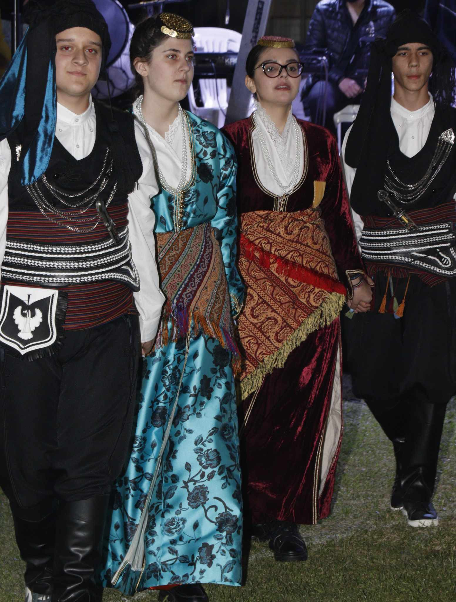 Χορός, παράδοση και διασκέδαση στο επίκεντρο του Μανδαλίου (φωτογραφίες/βιντεο)