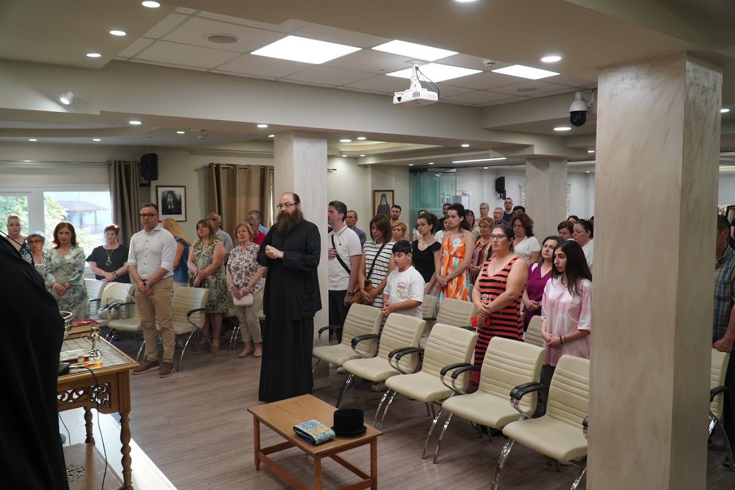 Αγιασμός για τα εγκαίνια της έκθεσης των Καλλιτεχνικών Δράσεων της ενορίας Αγίου Γεωργίου Γιαννιτσών