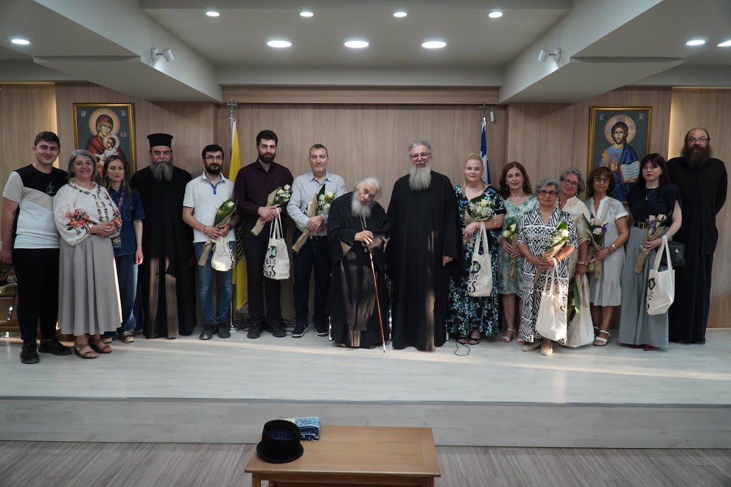 Αγιασμός για τα εγκαίνια της έκθεσης των Καλλιτεχνικών Δράσεων της ενορίας Αγίου Γεωργίου Γιαννιτσών