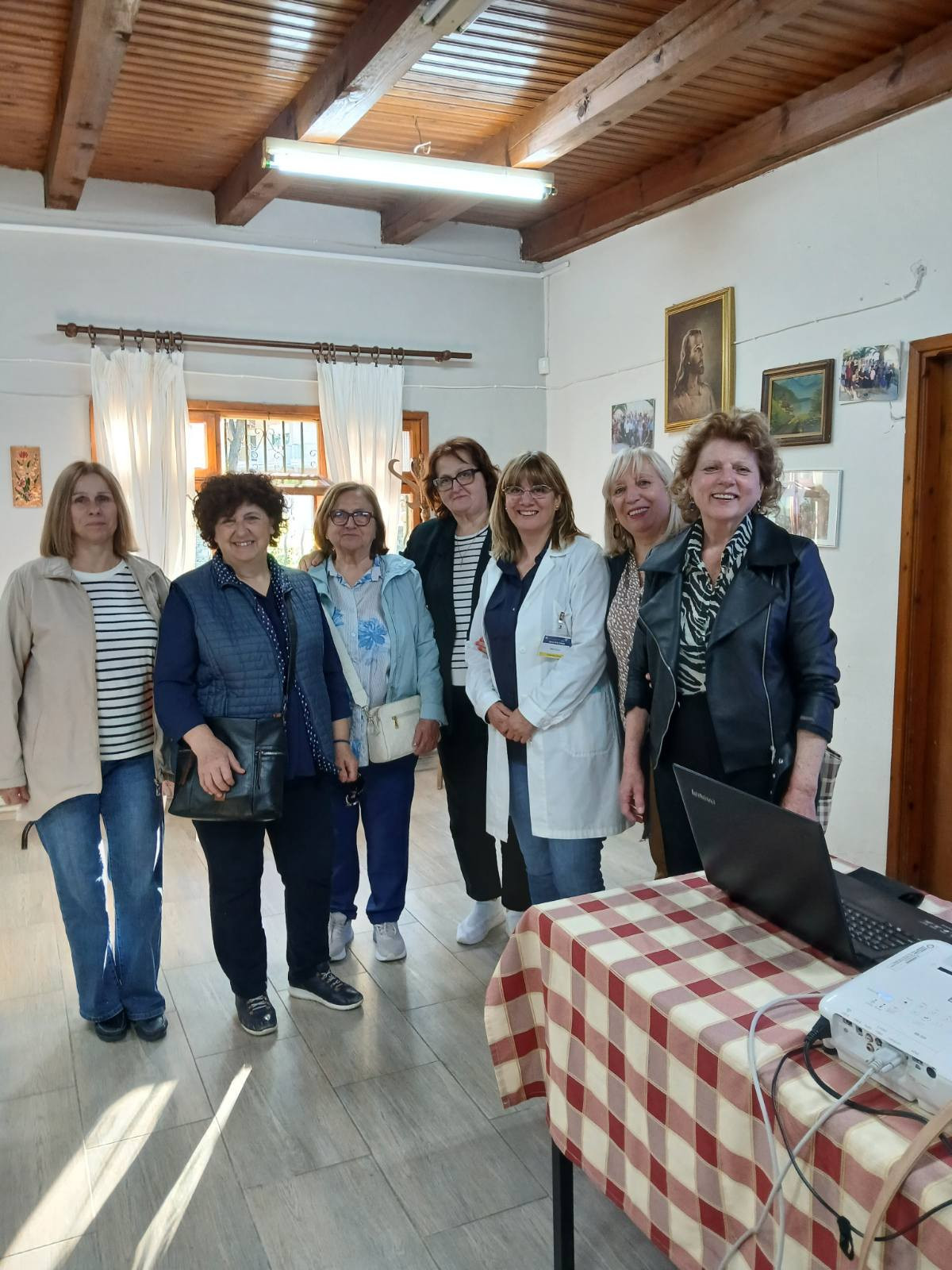 Μια πολύ ενδιαφέρουσα εκδήλωση παρακολούθησαν τα μέλη του Συλλόγου ΣΚΥΔΡΑΙΑ για την ηλικιακή εκφύλιση της ωχράς κηλίδας και τη γεωγραφική ατροφία