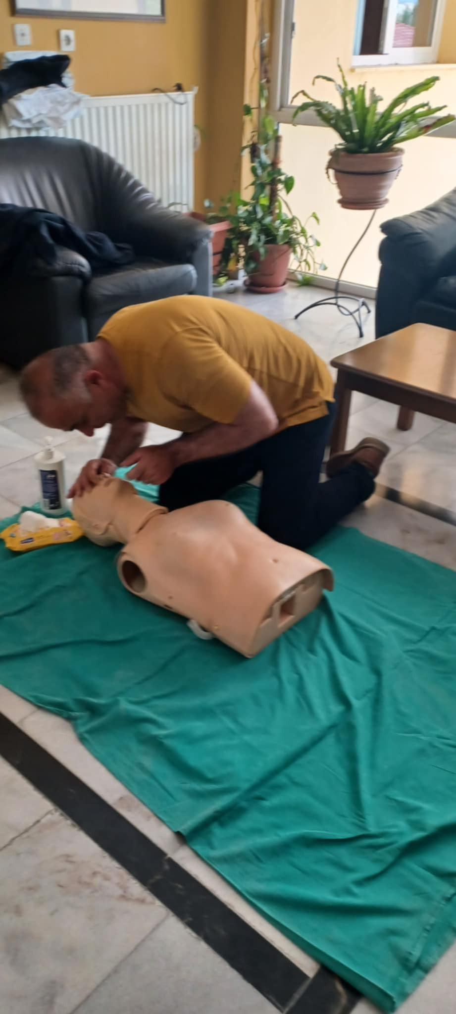 Σεμινάριο εκπαίδευσης ΚΑΡΠΑ και χρήση φορητού απινιδωτή στους υπαλλήλους του Δήμου Αλμωπίας