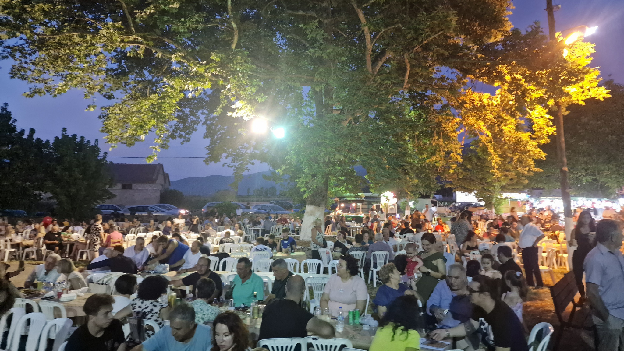Η Μηλιά Αλμωπίας γιόρτασε με λαμπρότητα την Αγία Κυριακή — Πανηγυρικός Εσπερινός, τιμητικές βραβεύσεις και παραδοσιακό γλέντι