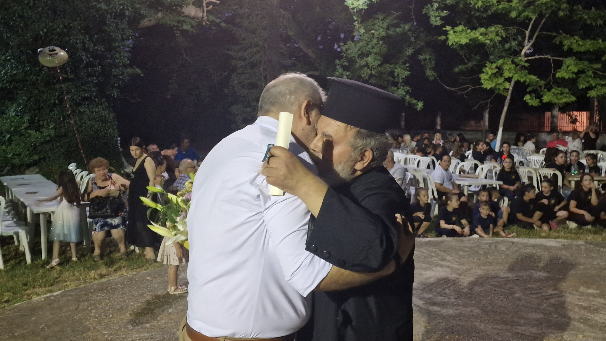 Η Μηλιά Αλμωπίας γιόρτασε με λαμπρότητα την Αγία Κυριακή — Πανηγυρικός Εσπερινός, τιμητικές βραβεύσεις και παραδοσιακό γλέντι