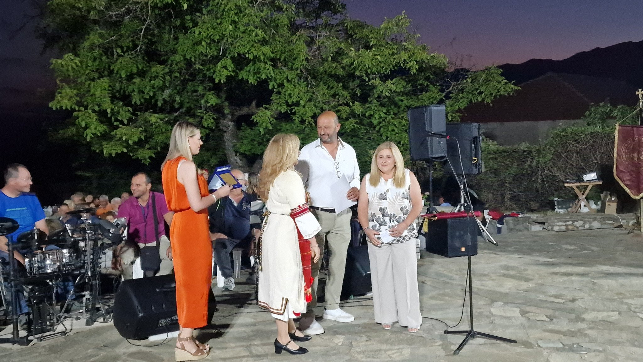 24η Γιορτή Κερασιού στον Αρχάγγελο Αλμωπίας – Η 1η Ημέρα με δυνατές Παρουσίες  και Μηνύματα Στήριξης