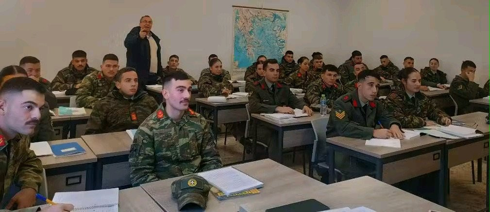 Ο Εκπαιδευτικός Μάριος Παπαευσταθίου «έγραψε ιστορία» στα Education Leaders Awards 2025 για την Καινοτομία στην Ψηφιακή Τριτοβάθμια Εκπαίδευση