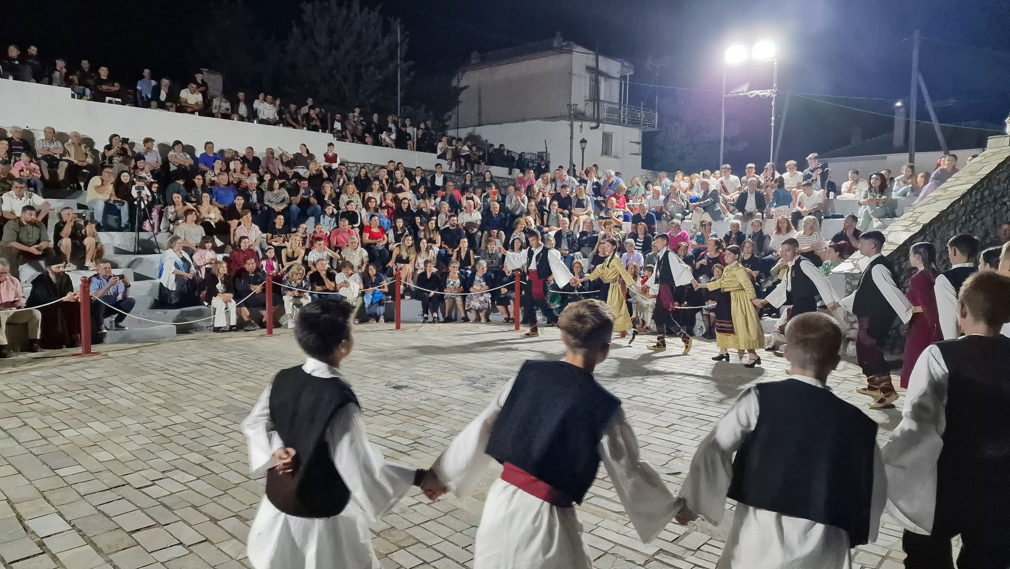 24η Γιορτή Κερασιού στον Αρχάγγελο Αλμωπίας – Η 1η Ημέρα με δυνατές Παρουσίες  και Μηνύματα Στήριξης