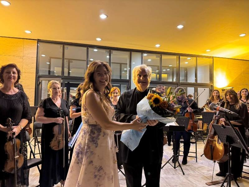 «Μάγεψε» το κοινό η Συμφωνική Ορχήστρα της Φιλαρμονικής Εταιρείας Κερκύρας στο Μουσείο Πέλλας