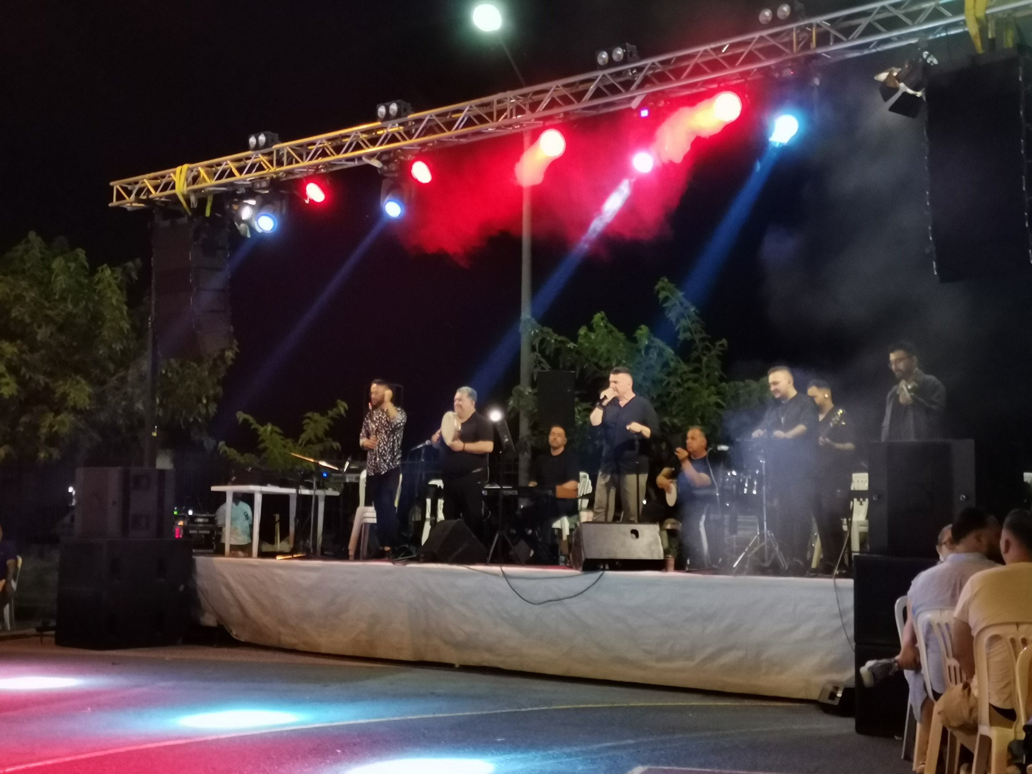 Με μεγάλη επιτυχία στέφθηκε η μουσικοχορευτική εκδήλωση του Συλλόγου Ηπειρωτών Κρύας Βρύσης “Ο ΠΥΡΡΟΣ”
