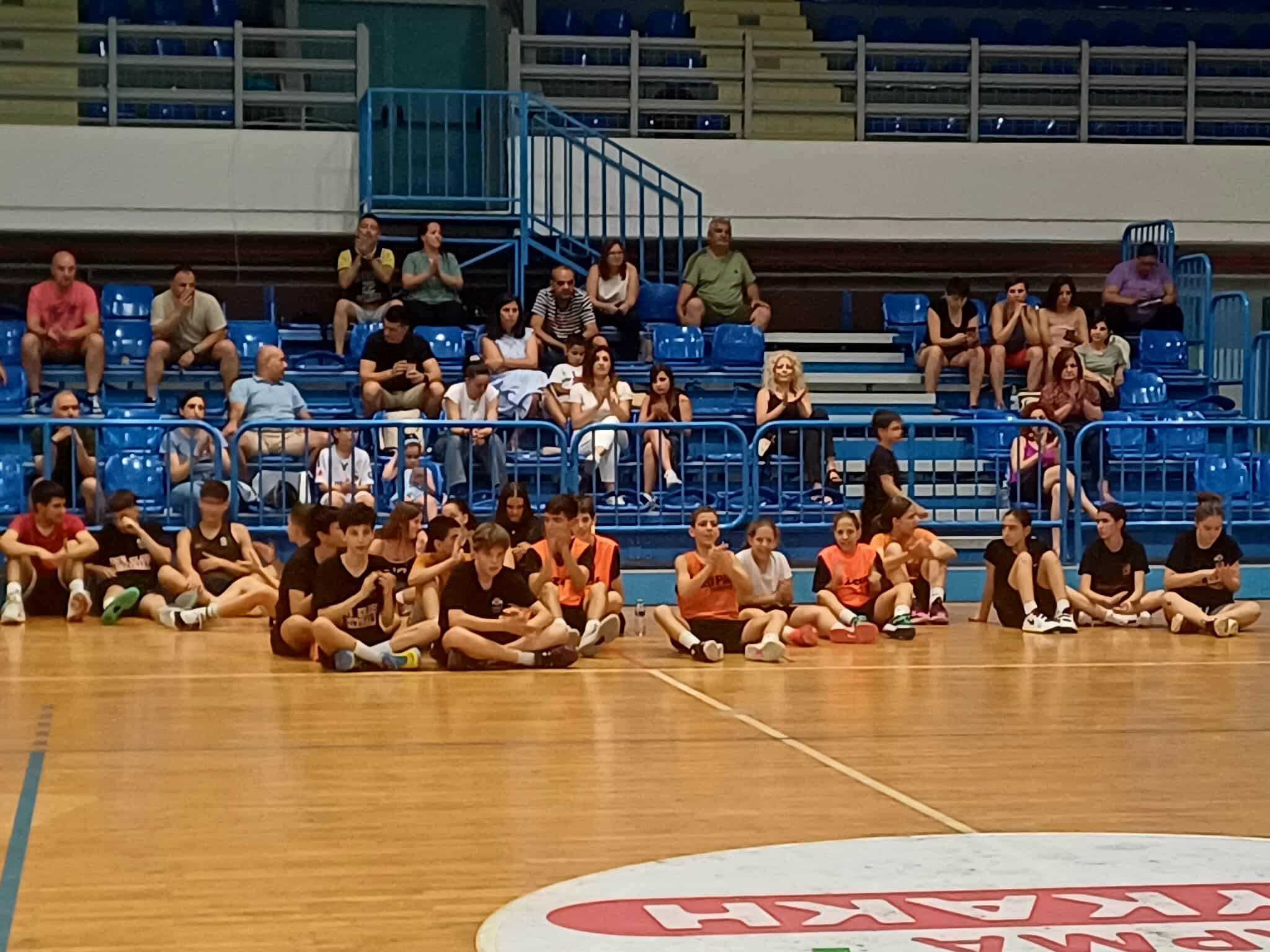 Τιμητική πλακέτα στον Δήμαρχο Κιλκίς από την ‘’Κούπα’’